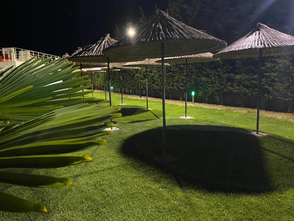 Hotel Aqua Kurdzhali Ngoại thất bức ảnh