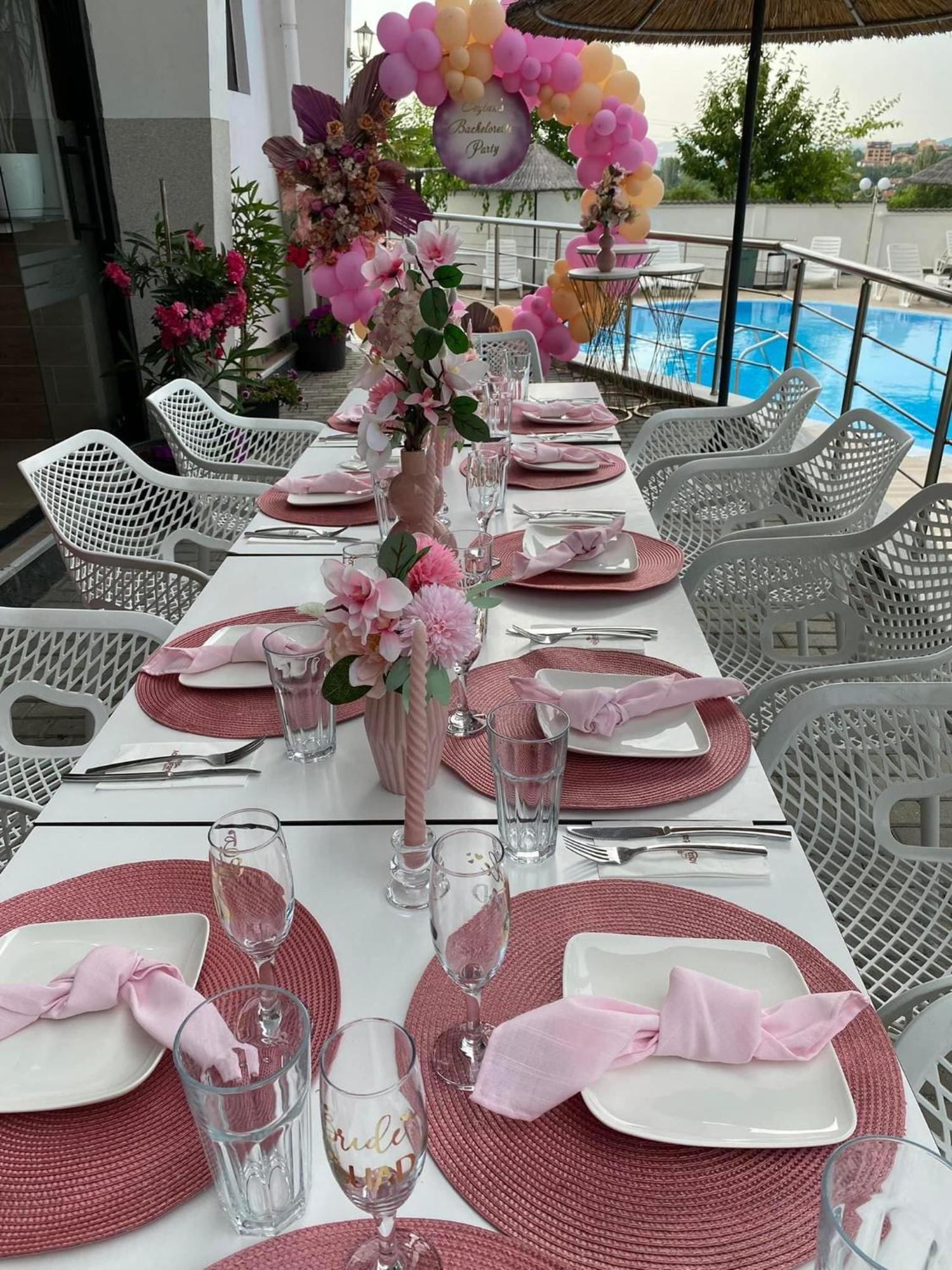 Hotel Aqua Kurdzhali Ngoại thất bức ảnh