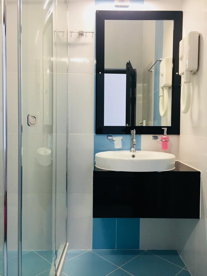 Hotel Aqua Kurdzhali Ngoại thất bức ảnh