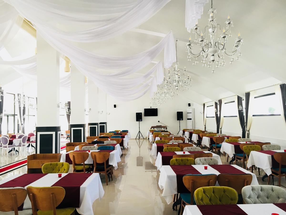 Hotel Aqua Kurdzhali Ngoại thất bức ảnh