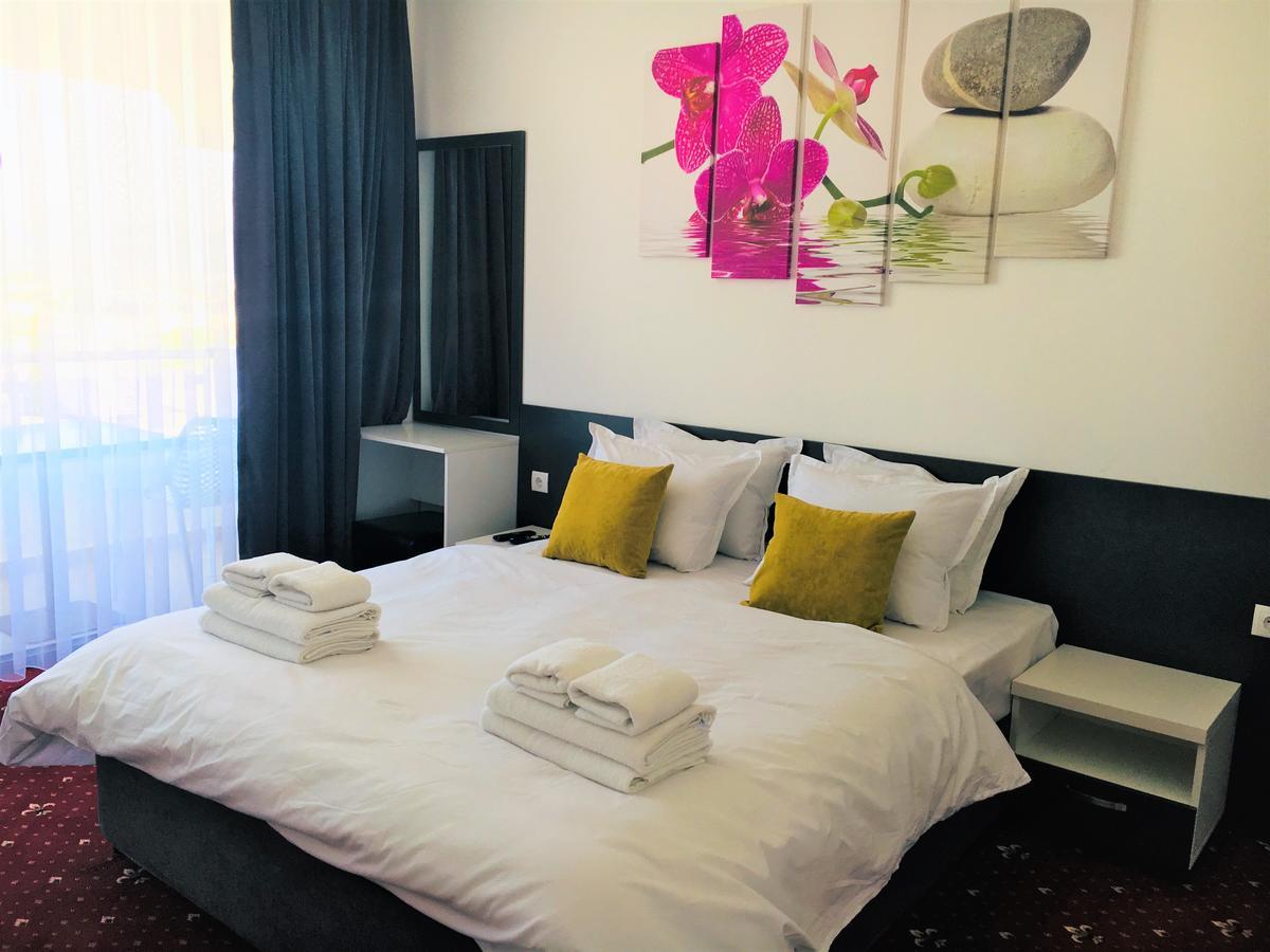 Hotel Aqua Kurdzhali Ngoại thất bức ảnh