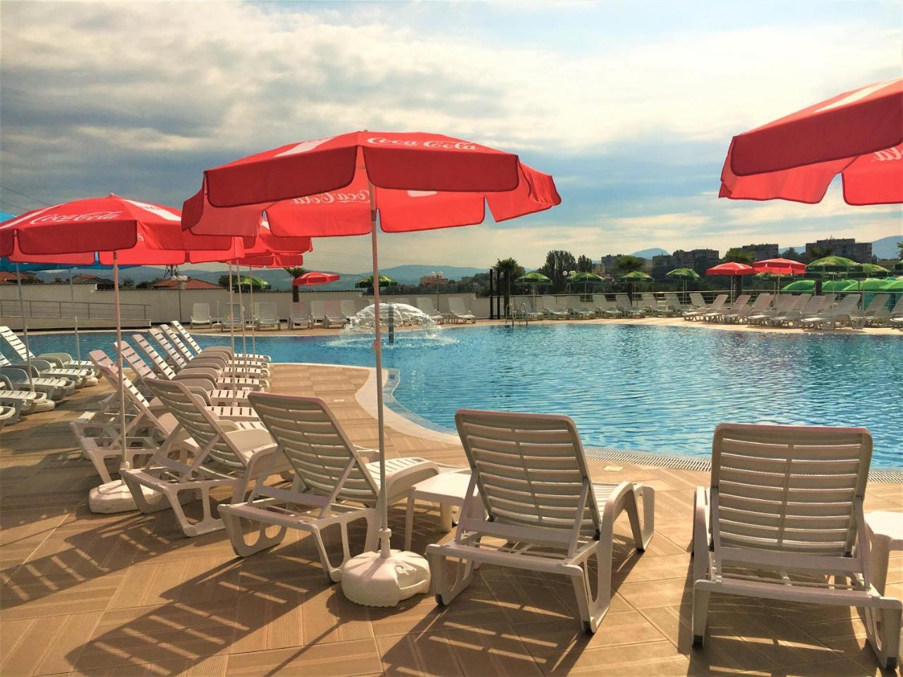 Hotel Aqua Kurdzhali Ngoại thất bức ảnh